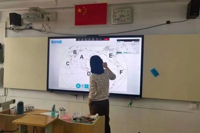 教育液晶黑板“彩电系”崛起的历史机遇